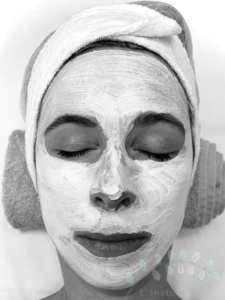 Soin visage, gommage, masque, massage, peau, hydratante, sèche, grasse, anti-rides